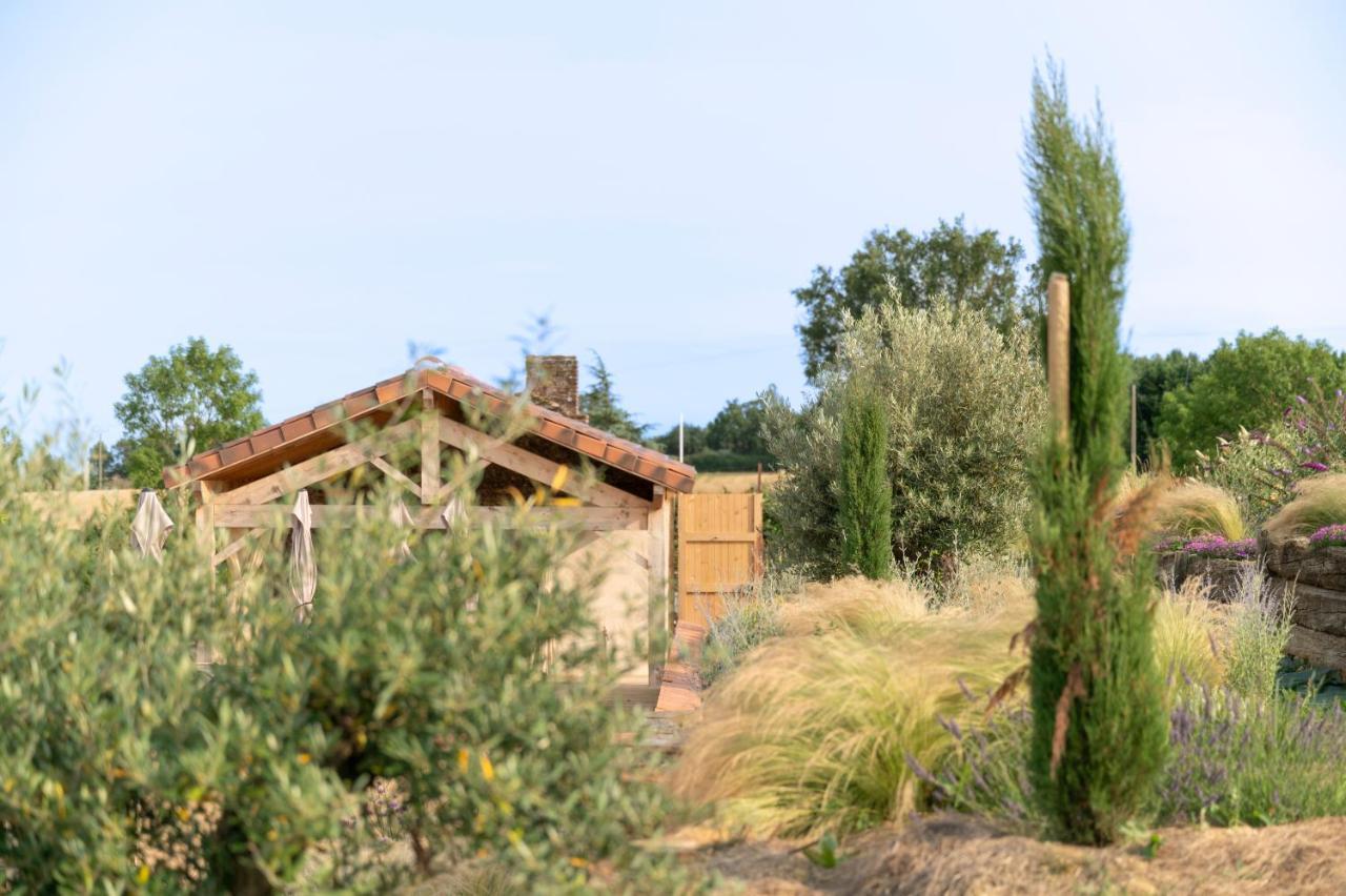 Escons Domaine De Charme Saint-Sulpice-sur-Leze Exterior foto